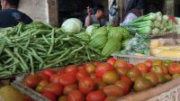 Harga sayuran di Pasar manis