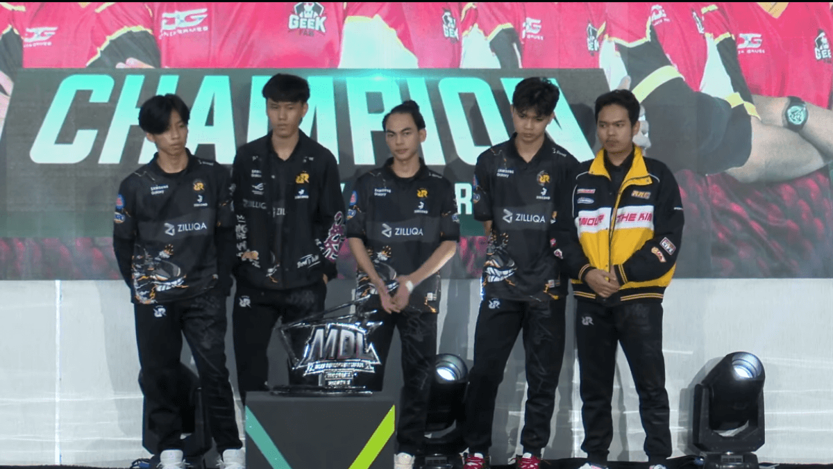 RRQ Sena Kena Comeback di Final MDL ID Season, Geek Fam JR Jadi Juara