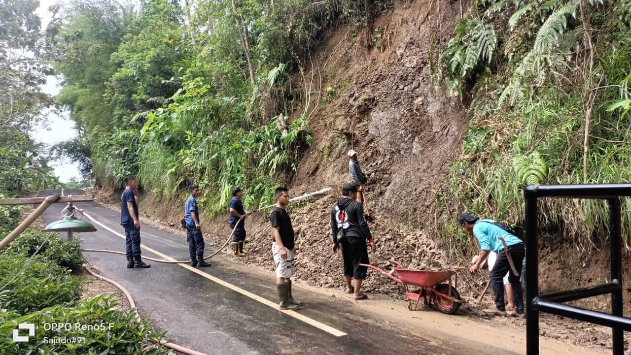 Jalan di Desa Karangpaninggal