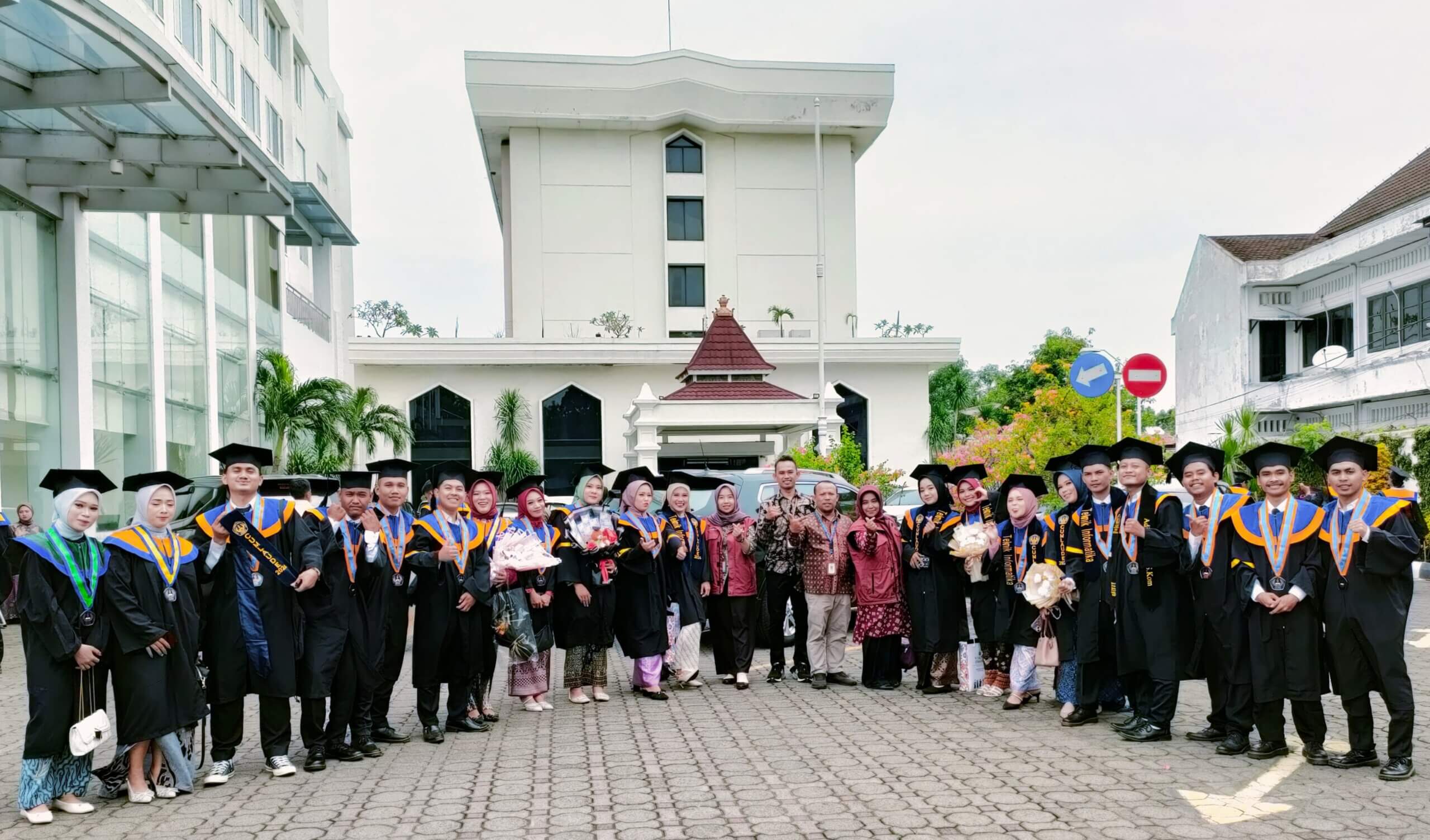 50 anak KPM PKH Ciamis Diwisuda