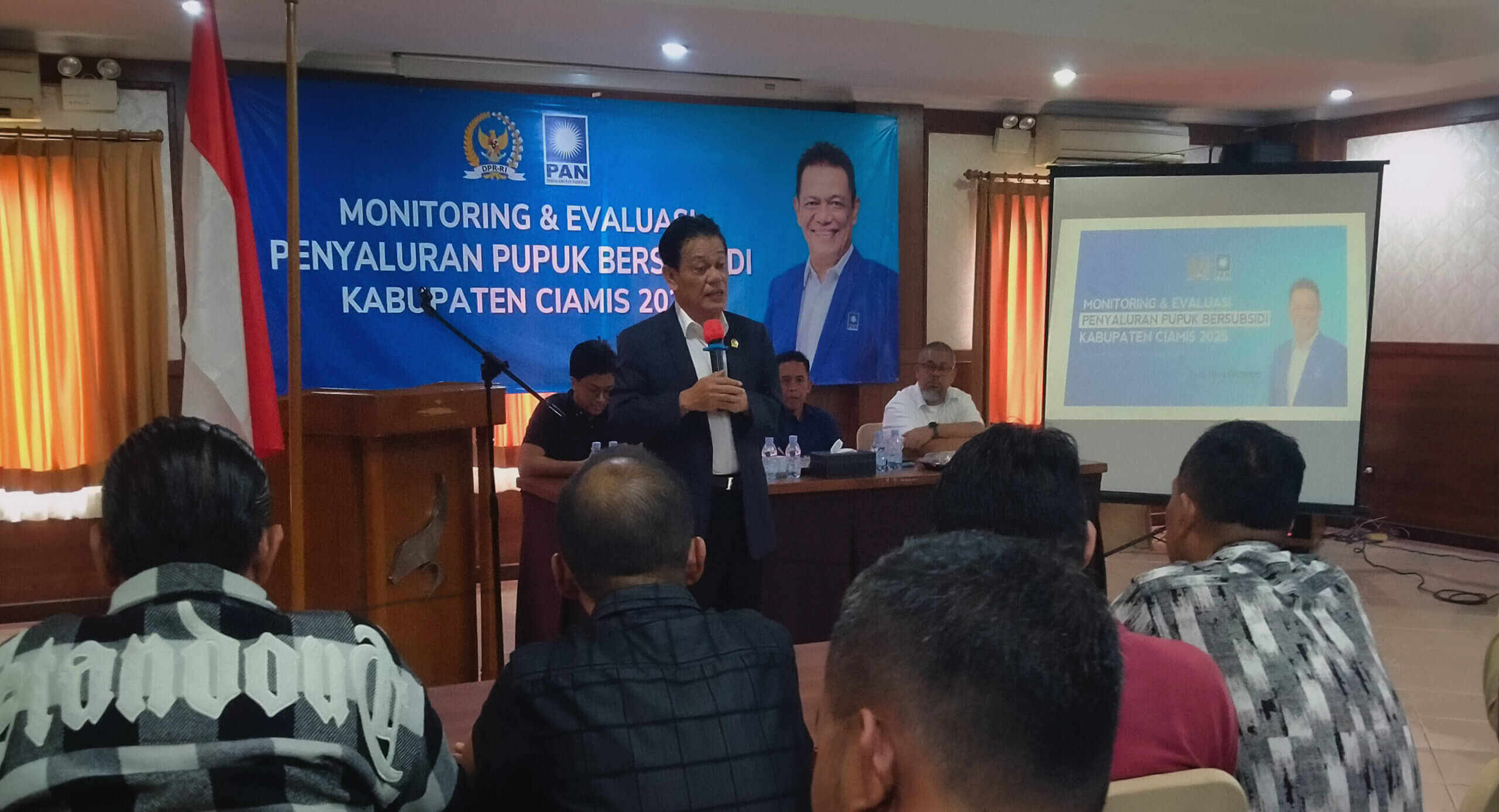 Monitoring dan Evaluasi Penyaluran Pupuk Bersubsidi Bersama Anggota Komisi IV DPR RI Ir. H. Herry Dermawan